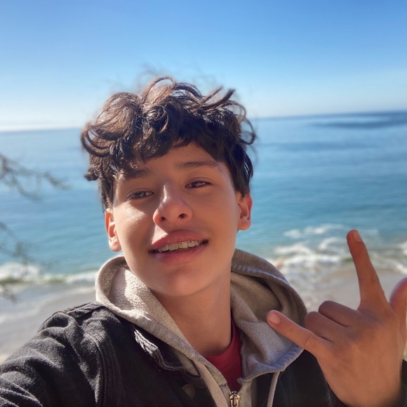 Meet your Posher, Pablo - Picture 1 of 1